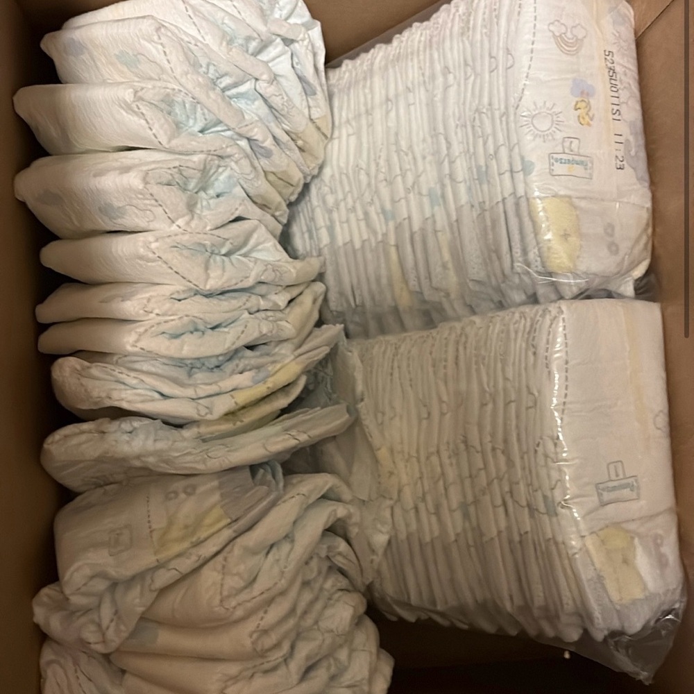 Soft and Absorbent Baby Diapers